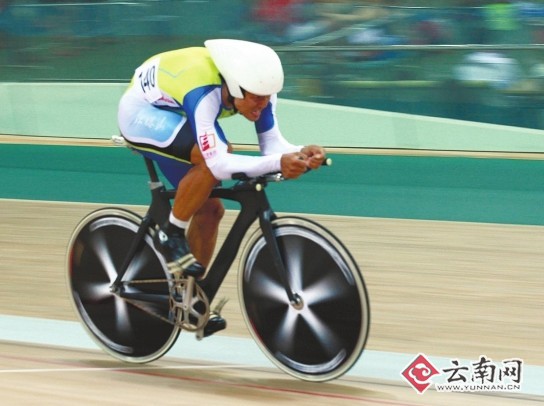 全国场地自行车赛第三站 云南快马跻身三强-