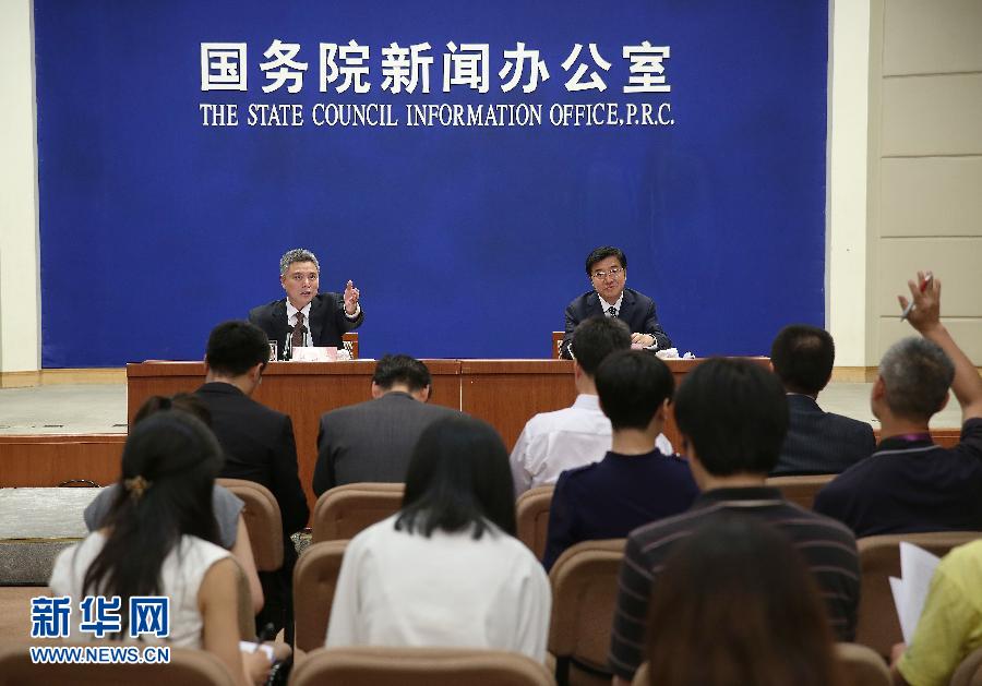 国新办举行完善国家助学贷款政策吹风会_云南网