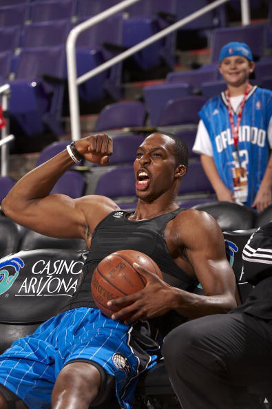 NBA版斯巴达勇士 马龙史上最强詹皇领衔肌肉