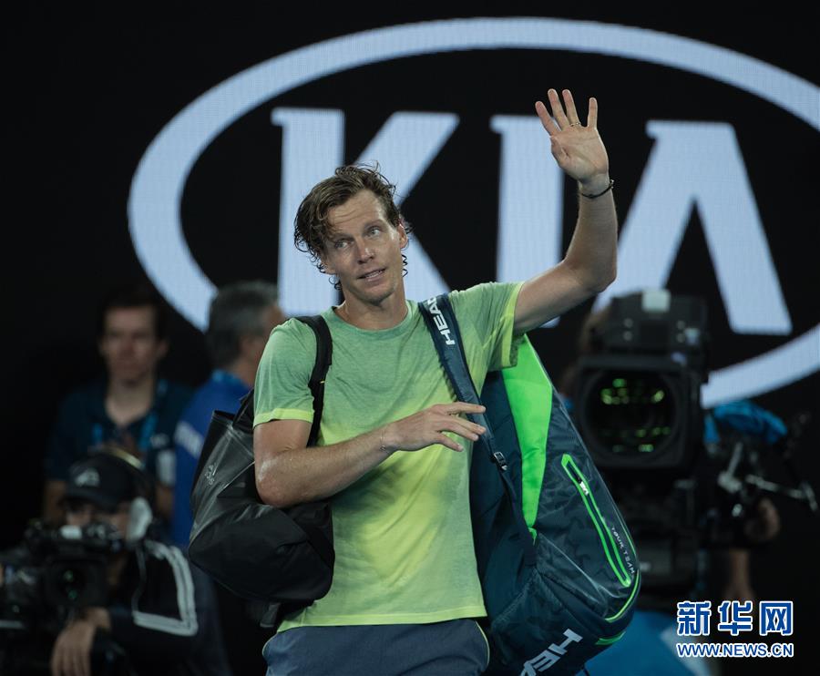 （体育）（17）网球——澳网：费德勒胜伯蒂奇晋级四强