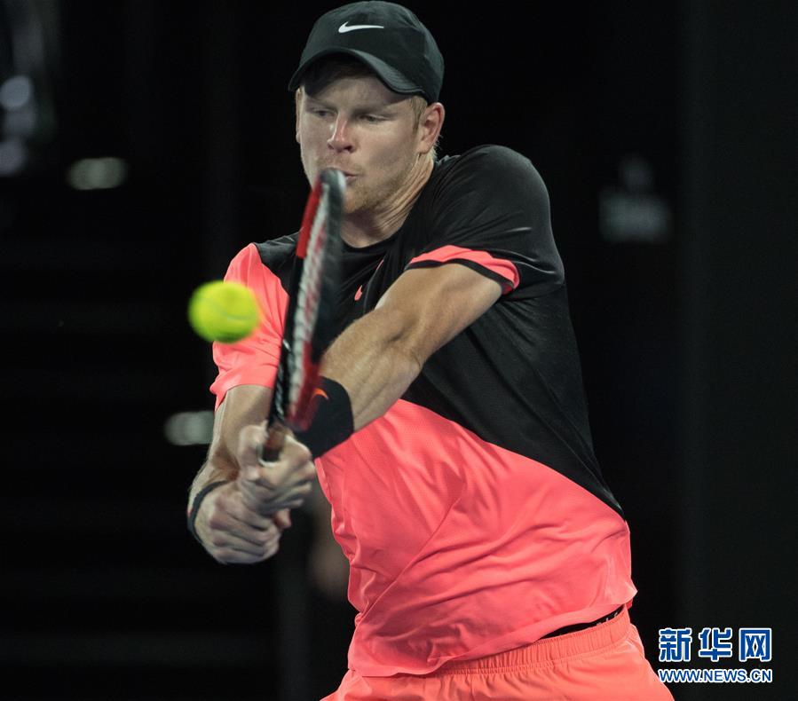 （体育）（13）网球——澳网：西里奇晋级男单决赛