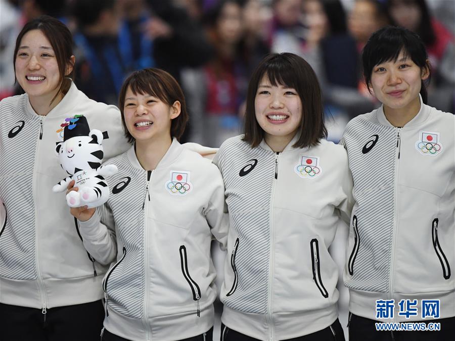 （冬奥会）（2）速度滑冰——女子团体追逐赛赛况