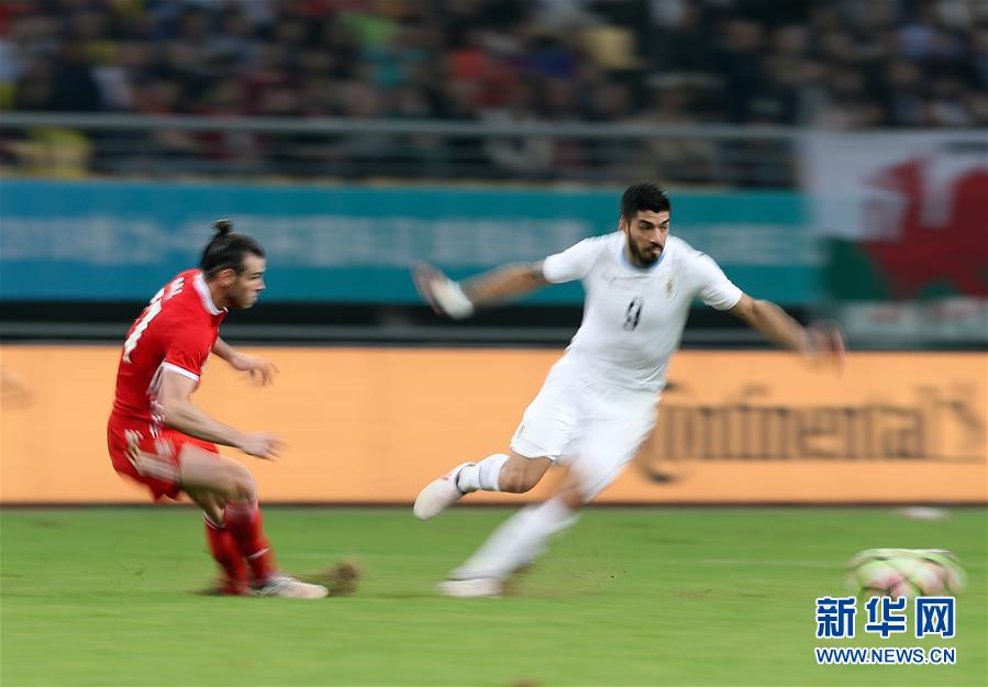 （体育）（3）足球——中国杯：乌拉圭夺冠