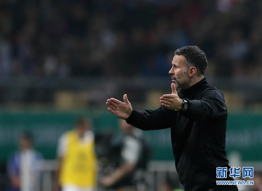 （体育）（4）足球——中国杯：乌拉圭夺冠