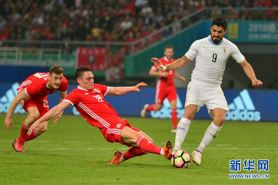 （体育）（20）足球——中国杯：乌拉圭夺冠