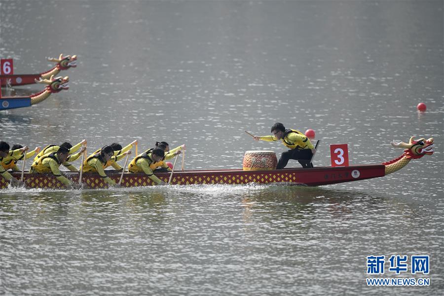 （体育）（1）龙舟——首届国际名校学霸龙舟赛举行
