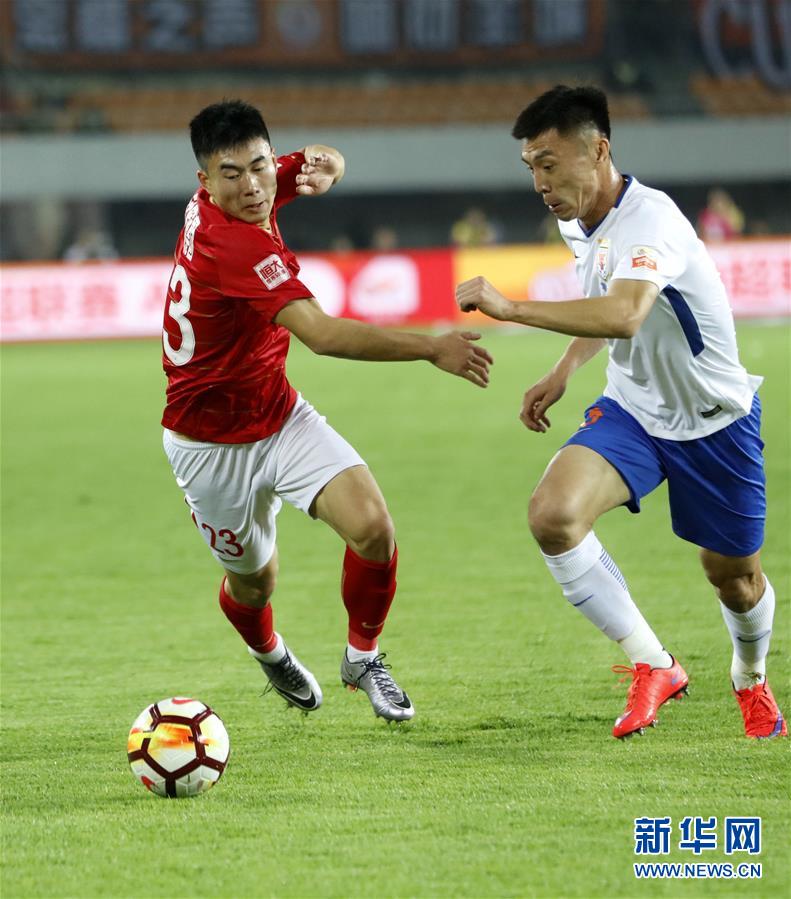 (体育)(7)足球——中超:广州恒大淘宝胜山东鲁能泰山