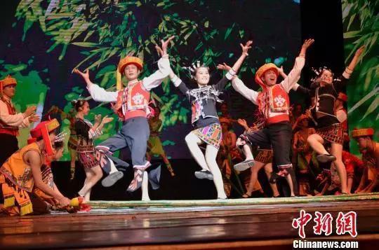 而立之年再出发——贺海南建省三十周年《三十年·颂》