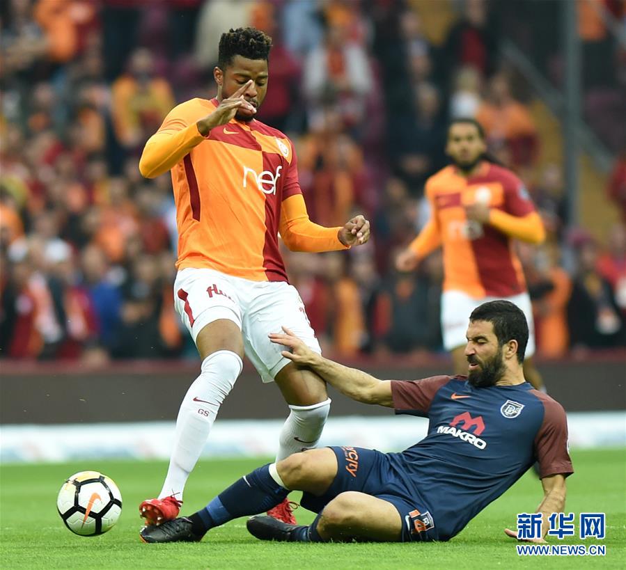 （体育）（3）足球——土超：加拉塔萨雷胜伊斯坦布尔