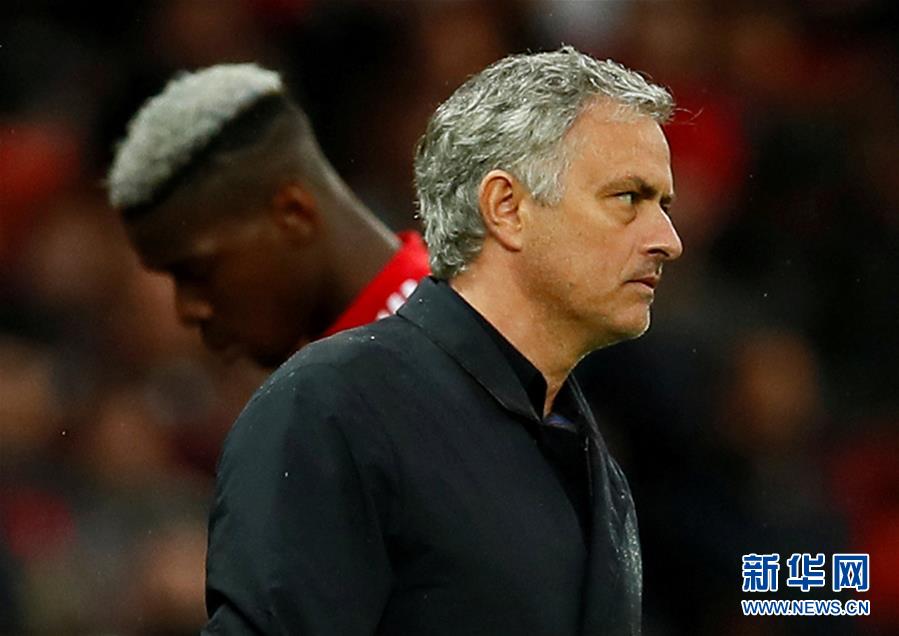 （体育）（1）足球——英超：曼联不敌西布朗