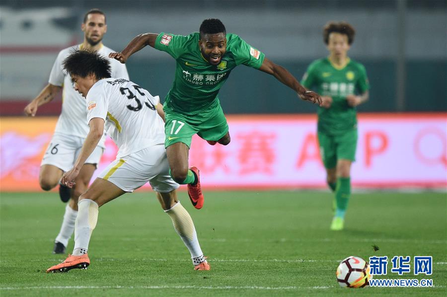 (体育)(18)足球——中超:北京国安胜贵州恒丰
