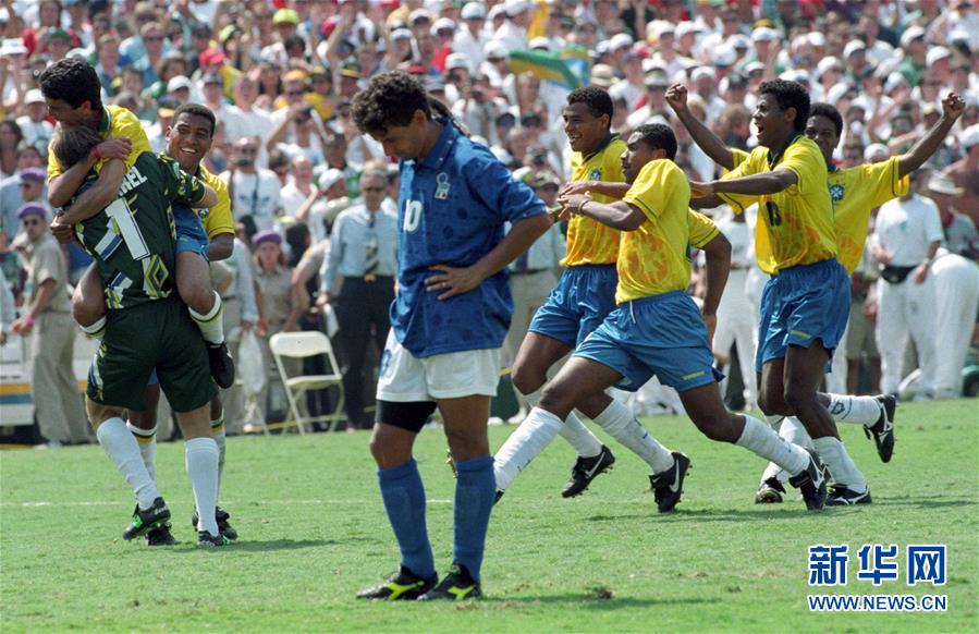 (体育·专题)(6)足球——世界杯经典瞬间回顾