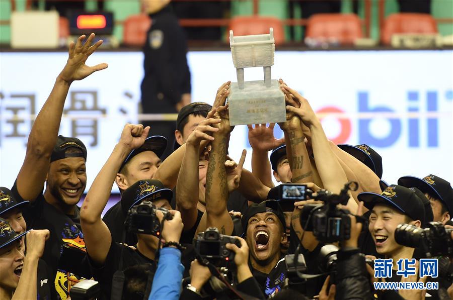 (体育·专题)(12)篮球——我们是冠军