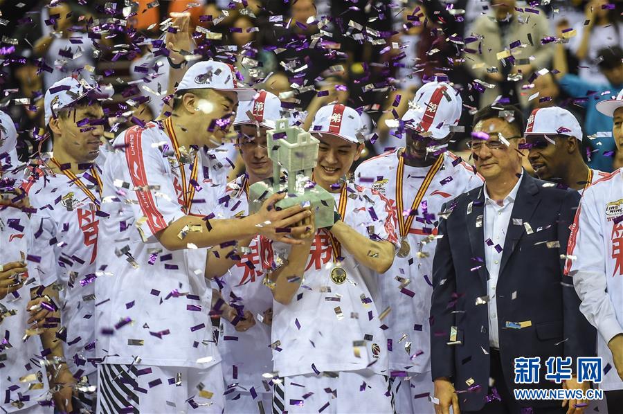 (体育·专题)(24)篮球——我们是冠军