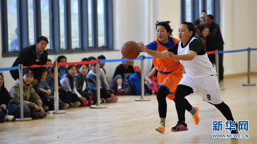 （体育）（2）拉萨市首届运动会暨民族传统体育运动会举行