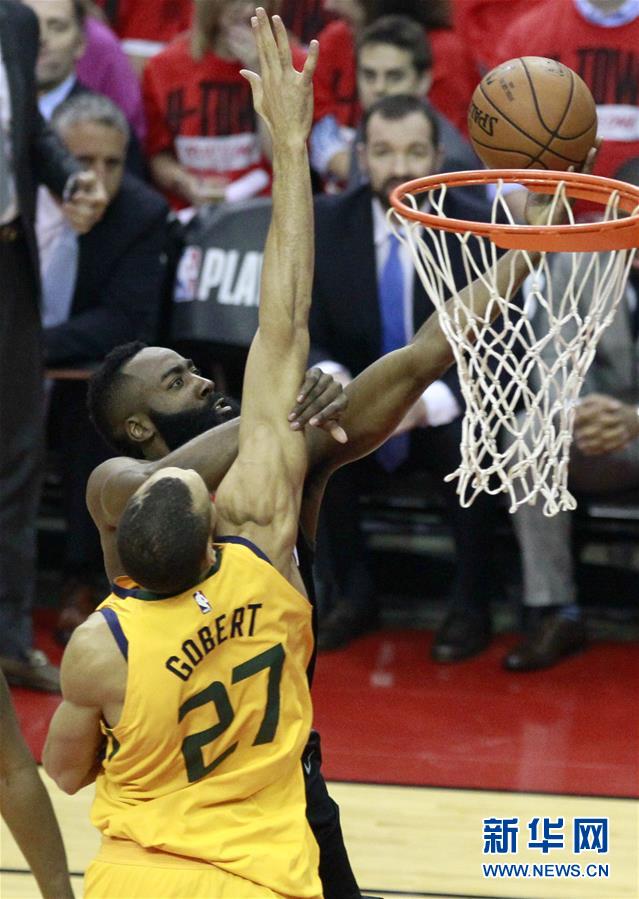 (体育)(2)篮球——NBA西部半决赛:火箭首场取胜