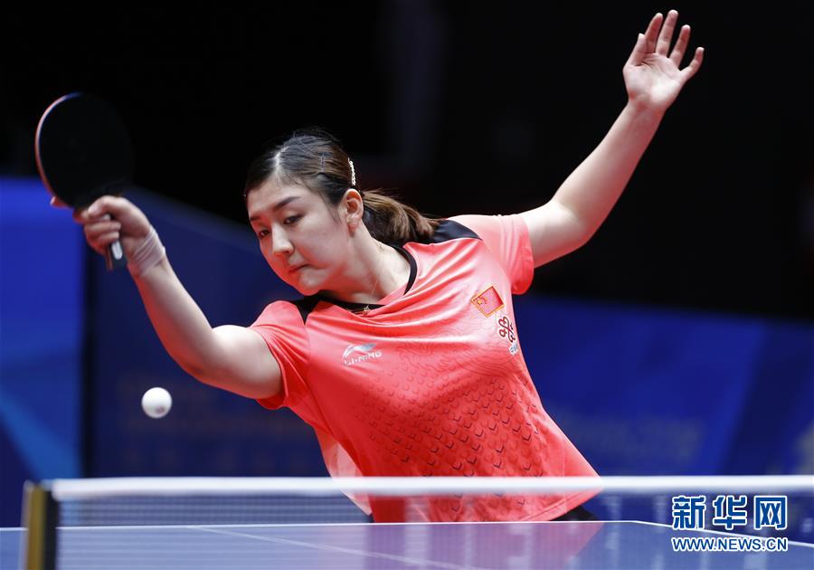 (体育)(14)乒乓球——世乒赛女子小组赛第四轮:中国胜新加坡
