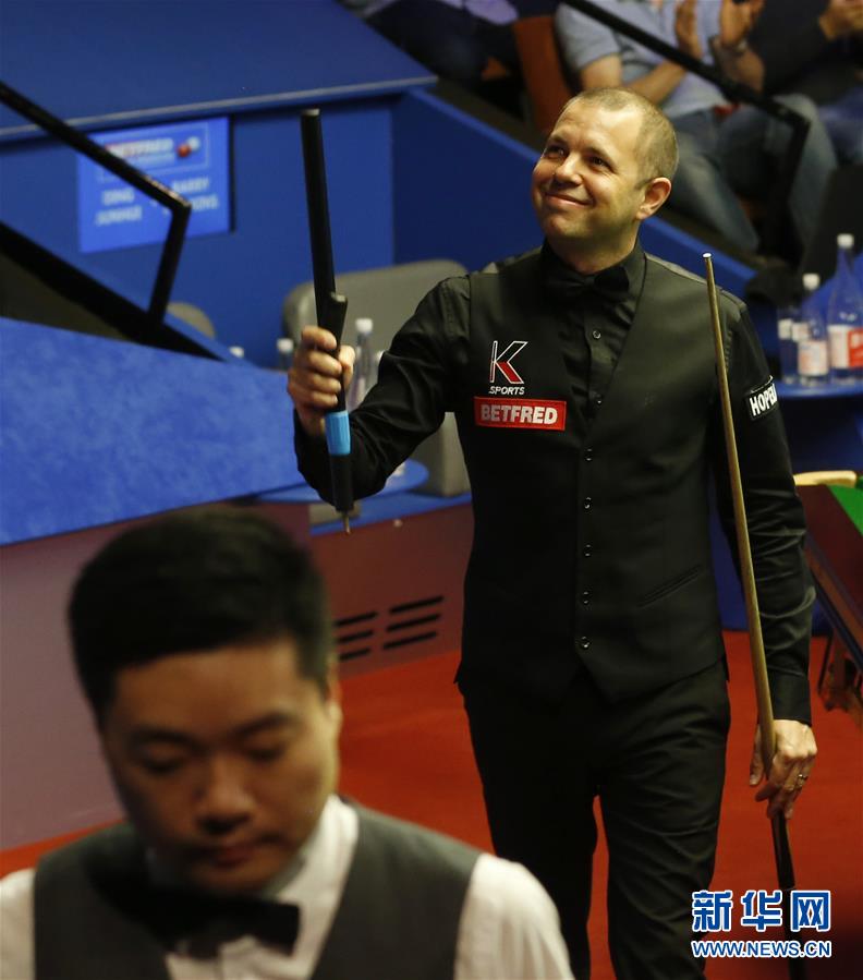（体育）（2）斯诺克——霍金斯晋级世锦赛四强