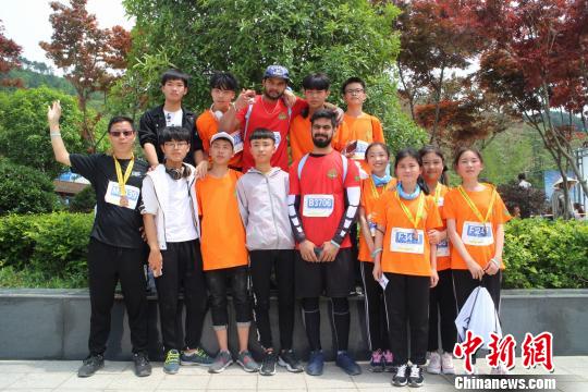 贵州息烽第三届西望山国际越野跑挑战赛开赛