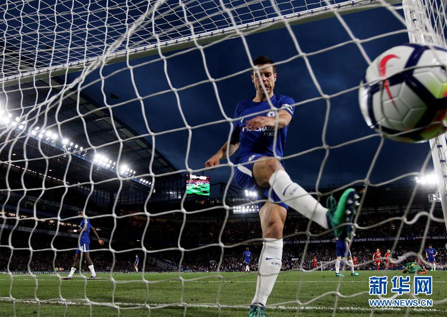 (体育)(5)足球——英超:切尔西战平哈德斯菲尔德