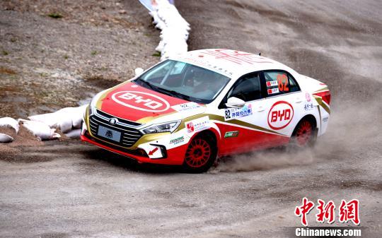 2018中国汽车拉力锦标赛贵州开阳站鸣枪