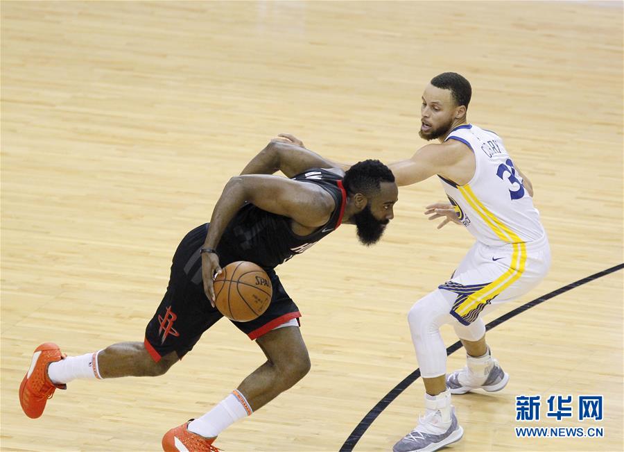 (体育)(3)篮球——NBA西部决赛第一场:勇士战胜火箭