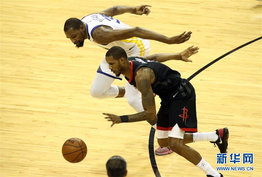 （体育）（2）篮球——NBA西部决赛第二场：火箭胜勇士