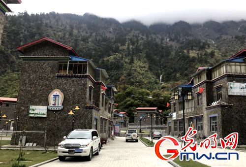 【新时代·美丽幸福新边疆】网媒西藏山南行：记录雪域变迁，描绘边疆新颜