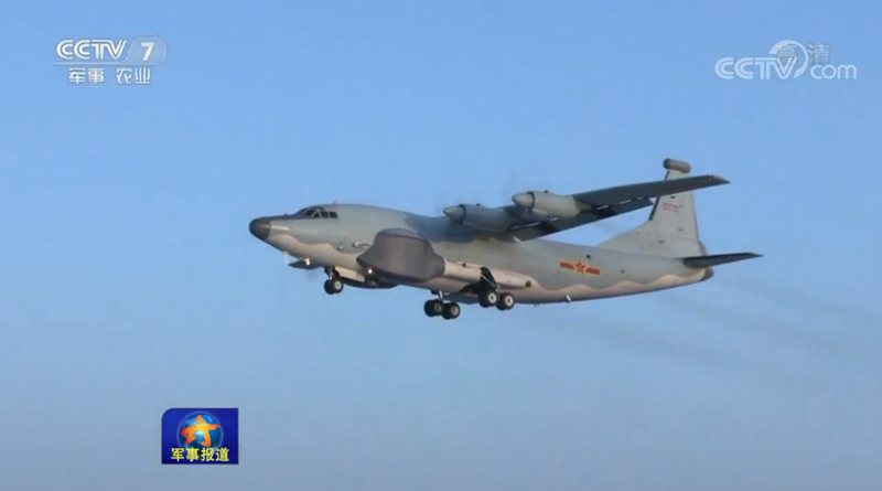 “红剑-2018”拉开战幕 首次演练陌生地域空投空降【2】