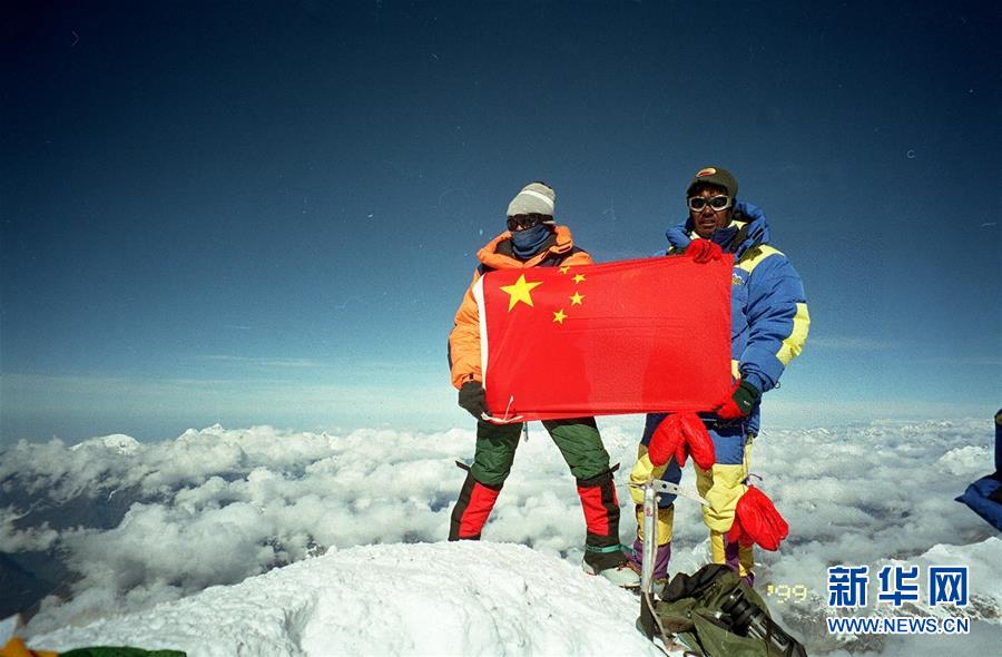 （体育·专题）（5）中国登山人与珠峰的不解之缘