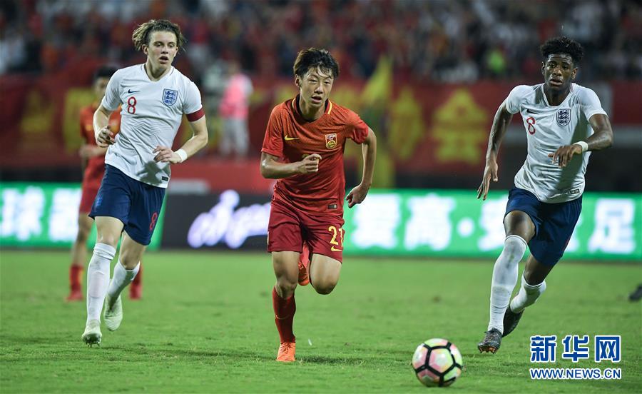 （体育）（8）足球——国际青年足球锦标赛：中国胜英格兰