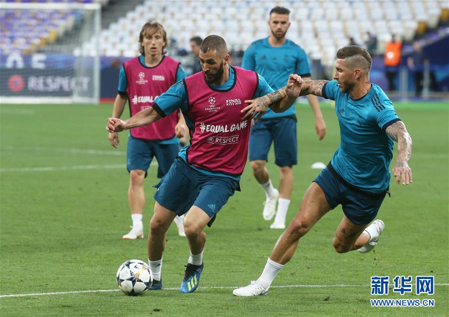 （体育）（1）足球——皇马备战欧冠决赛