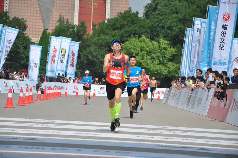 2018临汾“尧王杯”马拉松赛激情开跑【10】