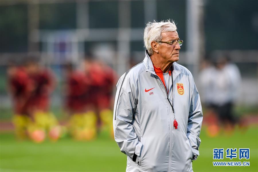 (体育)(2)足球——国足南京集训