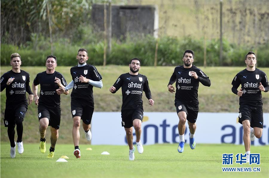 （体育）（1）足球——乌拉圭备战俄罗斯世界杯