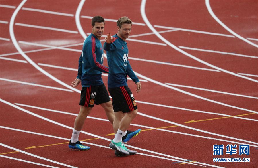 （体育）（3）足球——西班牙备战俄罗斯世界杯