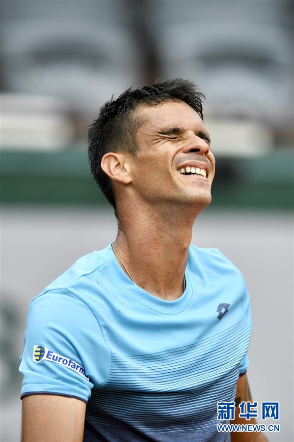 （体育）（9）网球——法网：焦科维奇晋级