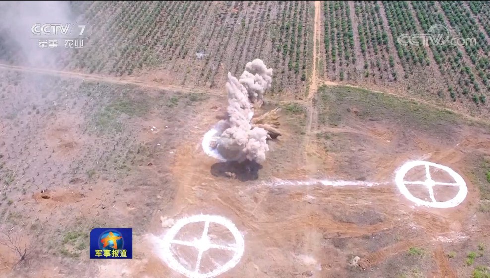 空军航空兵：突防突击 一个架次打多个弹种【2】