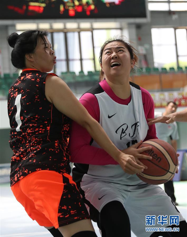 （体育）（2）篮球——北京世界华人篮球赛赛况