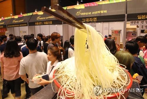 韩方便面博览会将开幕特设朝鲜食品馆“玉流馆”