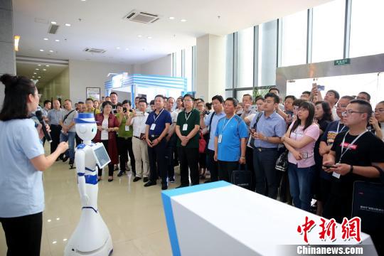 全国四级法院160余人厦门体验智慧法院建设