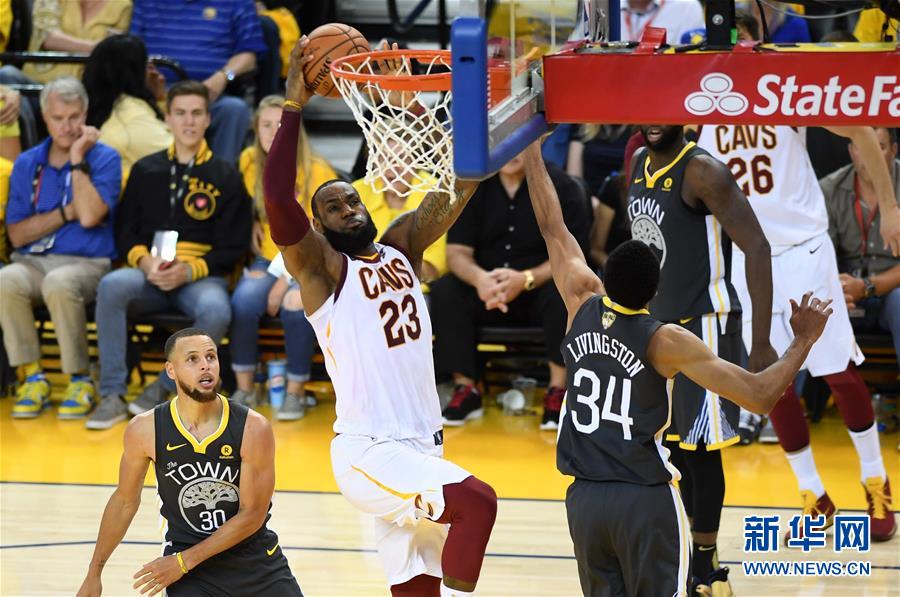 （体育）（2）篮球——NBA总决赛第二场：勇士胜骑士