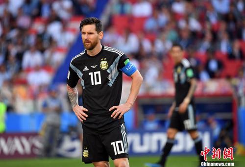梅西赛后难掩失落。 <a target='_blank' href='http://www.chinanews.com/'><p align=