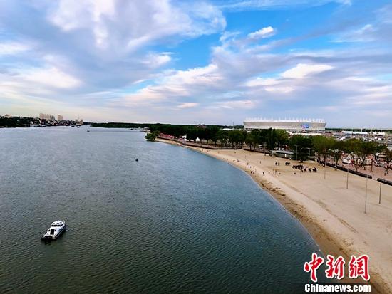 顿河和罗斯托夫体育场。记者 王牧青 摄