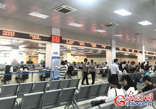 【“新时代·新平台·新机遇”——“一带一路”大型网络主题活动】从一站式服务、基金小镇创新，看福建打造“海丝”核心区亮丽成绩单