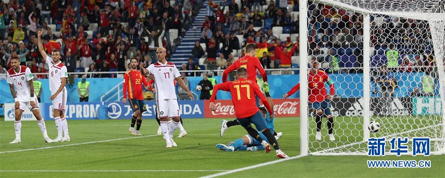 （世界杯）（2）足球——B组：西班牙队阿斯帕斯破门