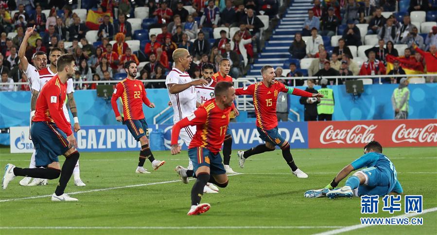 （世界杯）（3）足球——B组：西班牙队阿斯帕斯破门