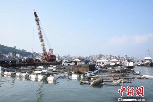福建环保部门：泉港海域碳九泄露已采取环境应急处置