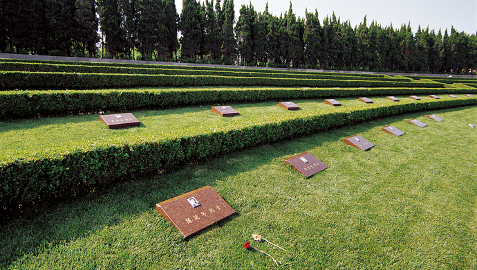 17位中央委员、上千名烈士安葬于此，上海这座烈士陵园传递了怎样的英烈精神？