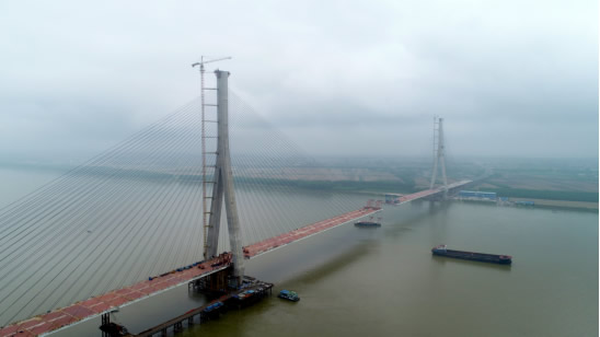 嘉鱼长江大桥主桥合龙 从嘉鱼到洪湖过江只需5分钟